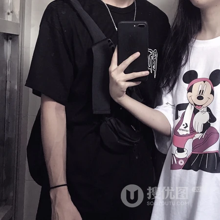 潮男潮女不露脸合照真人一人一半一对头像图片