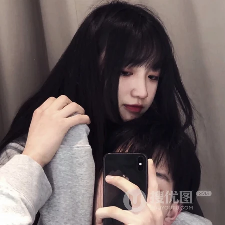 潮男潮女不露脸合照真人一人一半一对头像图片