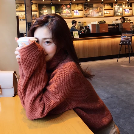 清纯长发酷酷的女生微信头像
