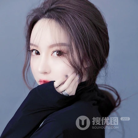 长发马尾辫，超酷超有气质的长发女生微信大头像图片推荐