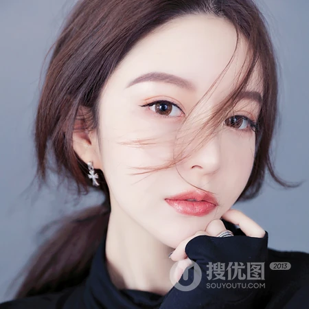 长发马尾辫，超酷超有气质的长发女生微信大头像图片推荐