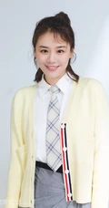 马思纯超活力可爱复古制服短裙魅力写真美图