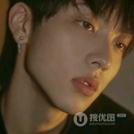 帅气的男生，身材好酷酷的帅哥头像图片3月28日推荐