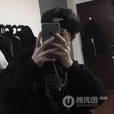 帅气的男生，身材好酷酷的帅哥头像图片3月28日推荐