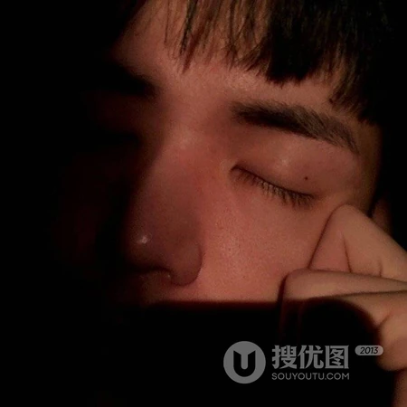 酷拽霸气的帅气男生头像图片免费下载