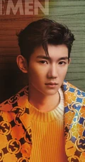 王源ELLEMEN睿士四月号成熟帅气杂志写真封面图片