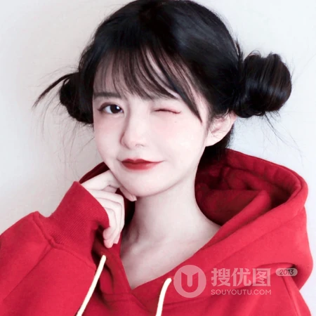 萌萌可爱的丸子头小姐姐搞怪表情头像图片