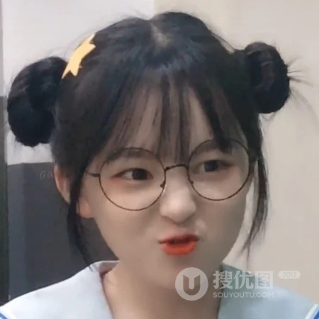 萌萌可爱的丸子头小姐姐搞怪表情头像图片