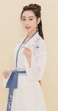 宣璐清新淡雅古装汉服写真图片，演绎属于窈窕淑女的古典魅力