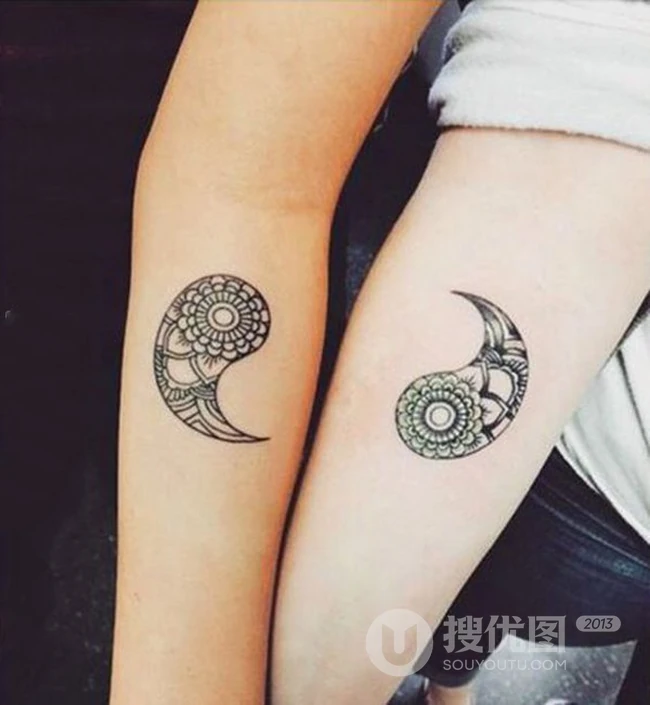 简单对称，爱意满满情侣纹身图案，一左一右恩爱配对情侣纹身小图案 第3张