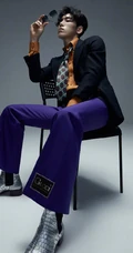 山西帅哥明星王子异杂志封面照片，多套服饰诠释不一样时尚魅力