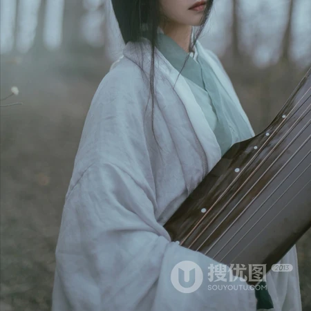 手抱古筝的汉服书香气女生头像图片