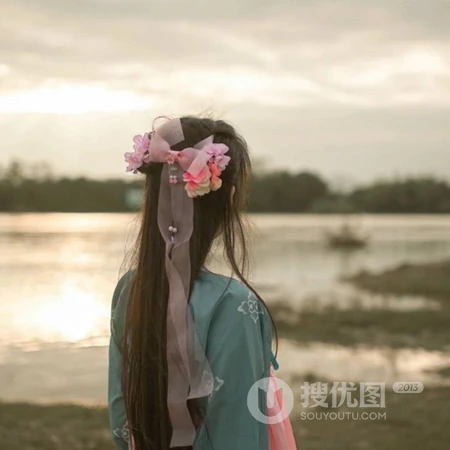 4月21日书香气息古风女生头像图片推荐