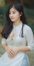 穿中式旗袍的长发美女手机壁纸