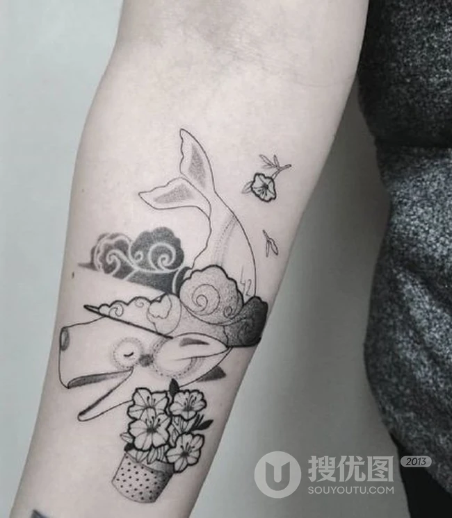 鲸鱼纹身图案，卡通可爱好看的鲸鱼小纹身图案图片作品 第2张