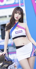 韩国精选身材模特，赛车女郎宋珠娥气质写真，生活照图片集