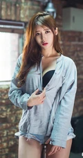 韩国精选身材模特，赛车女郎宋珠娥气质写真，生活照图片集