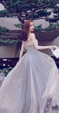 身穿蓝色深V晚礼服的美女明星杨颖手机壁纸