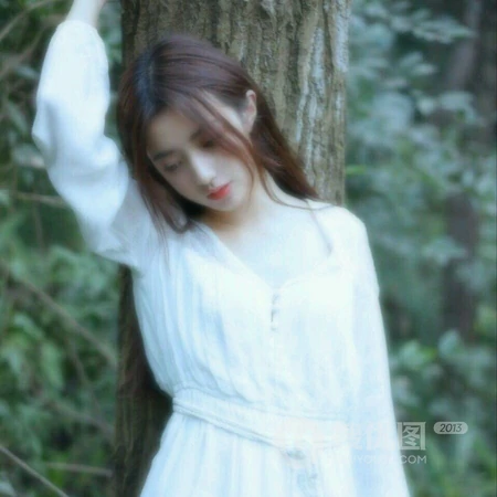 感性女生，长发忧郁的女生头像4月9日推荐