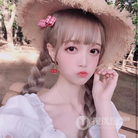 大辫子金发非主流少女头像图片套图