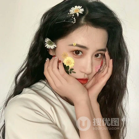 大辫子金发非主流少女头像图片套图