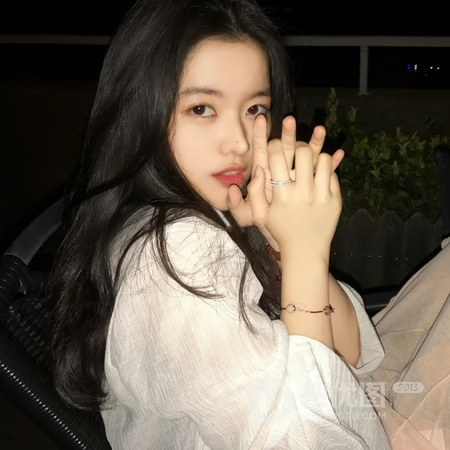 超好看的长发仙女小姐姐头像图片4月12日推荐