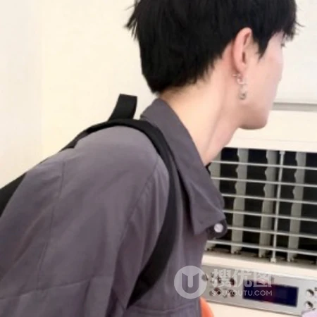 时尚潮流装扮的男生街拍头像4月12日推荐
