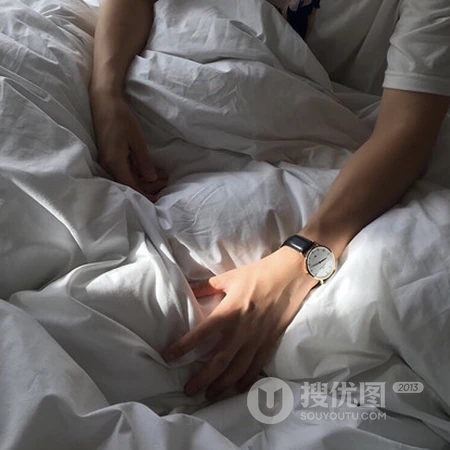 时尚潮流装扮的男生街拍头像4月12日推荐