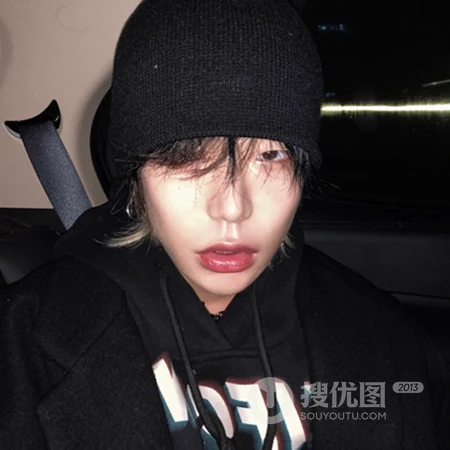 冷酷帅气的男生侧脸头像图片