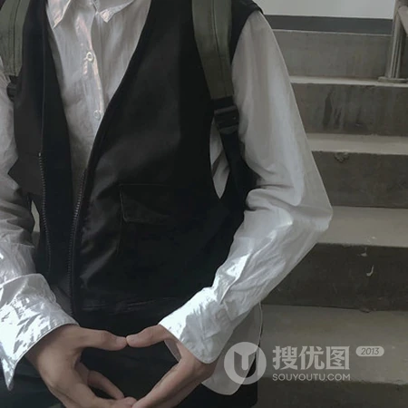 冷酷不露脸爱自拍的帅气男生头像图片