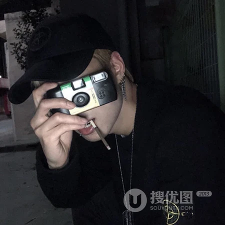 欧美霸气的非主流帅哥，冷酷的纹身欧美型男头像图片