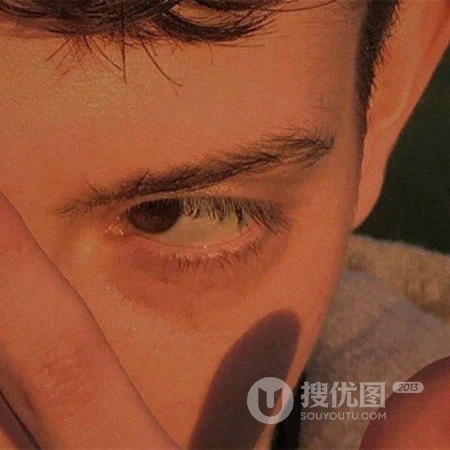欧美霸气的非主流帅哥，冷酷的纹身欧美型男头像图片