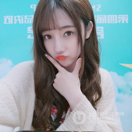 可爱阳光的女生头像4月12日推荐