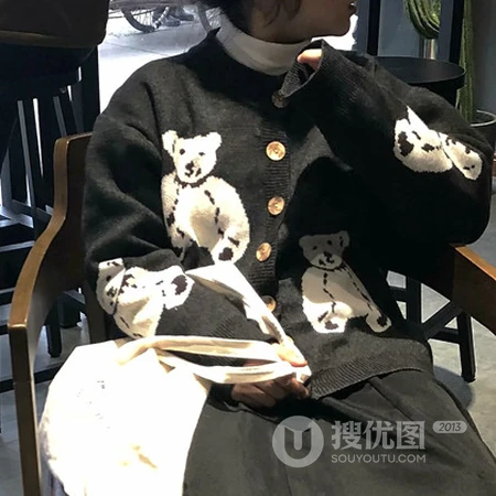 不露脸穿着前卫的小哥哥头像，年轻帅哥冷酷侧脸QQ头像