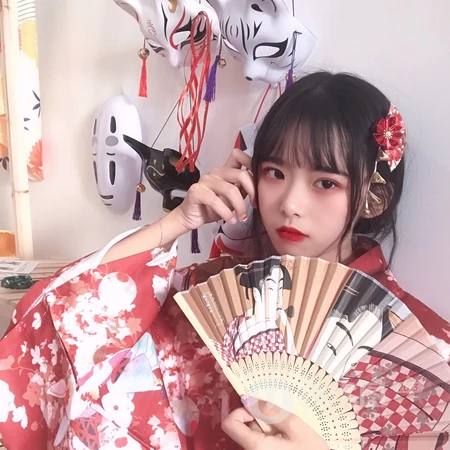 日式和服cosplay小姐姐QQ头像4月14日推荐