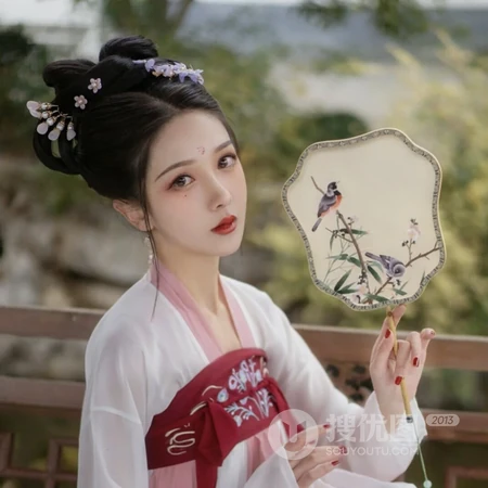 灵气十足的古代少女古风头像图片