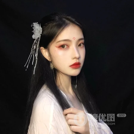 灵气十足的古代少女古风头像图片