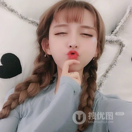 大辫子清纯可爱的高校校花女生头像