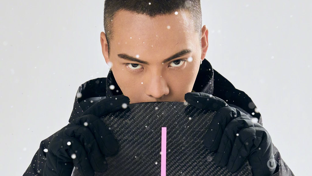陈伟霆滑雪板冬季摄影个性桌面壁纸