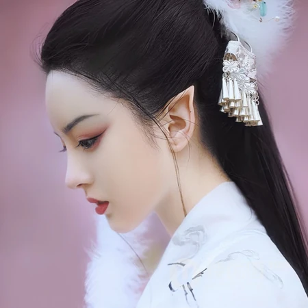 不食人间烟火的古风女生头像4月15日推荐