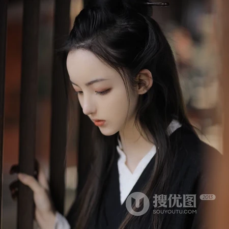不食人间烟火的古风女生头像4月15日推荐