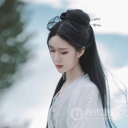 面挂丝巾，神秘仙气的古风小姐姐QQ头像