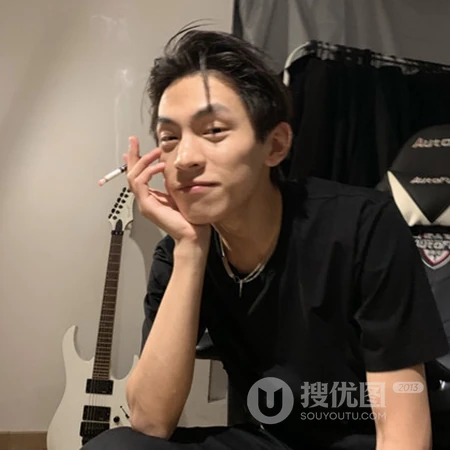吸烟的帅气型男，冷酷又有个性的帅哥头像图片