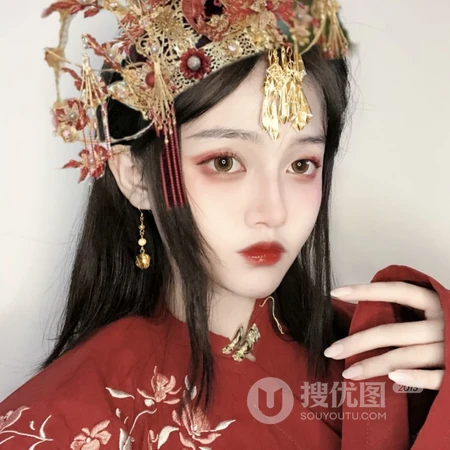 我的意中人会踏着七色彩云前来娶我，古风新娘装美人头像图片