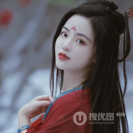 盛世美颜的红衣古风女生头像推荐