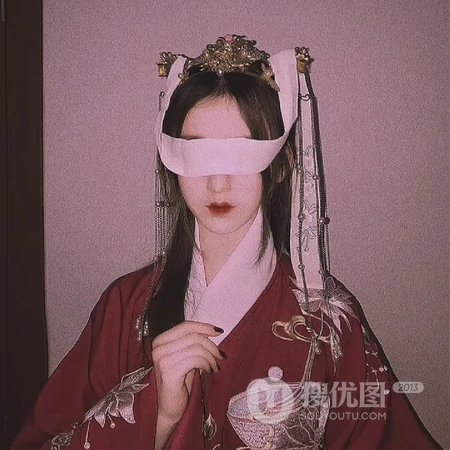 飘带遮眼穿新娘装的柔美古风女生头像
