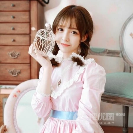 大眼可爱女生的可爱表情头像图片