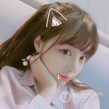 大眼可爱女生的可爱表情头像图片
