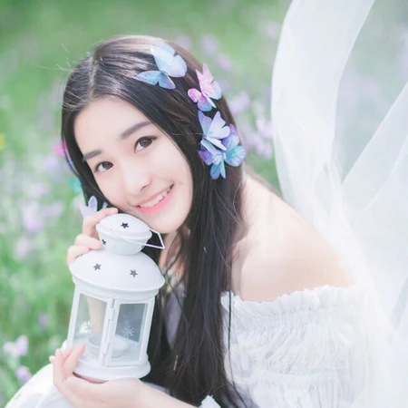 笑容甜美的森系女生and穿和服的长发女生头像