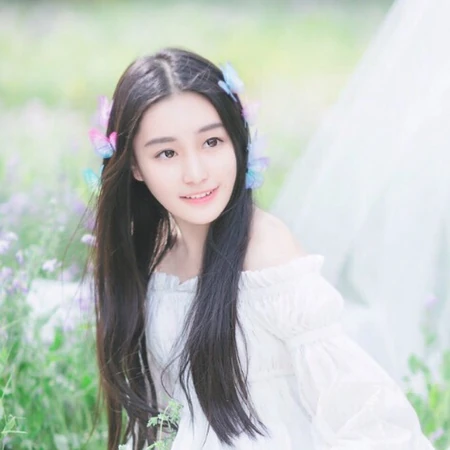 笑容甜美的森系女生and穿和服的长发女生头像